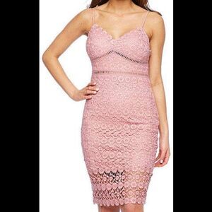 PREMIER AMOUR SLEEVELESS LACE SHEATH DRESS
